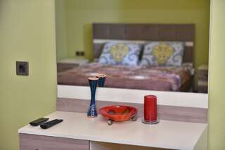 Отели типа «постель и завтрак» Sheki Panorama Guest House Шеки Стандартный двухместный номер с 1 кроватью-2